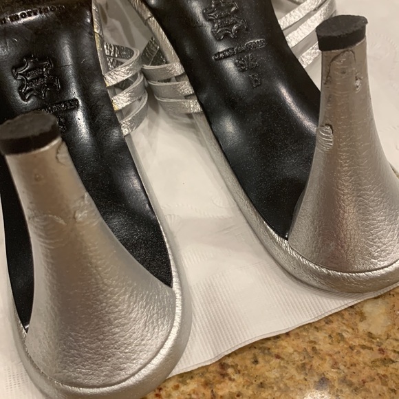Belle by Sigerson Morrison Womens Leatger Silver Heels in Size 9.5B - Picture 6 of 7